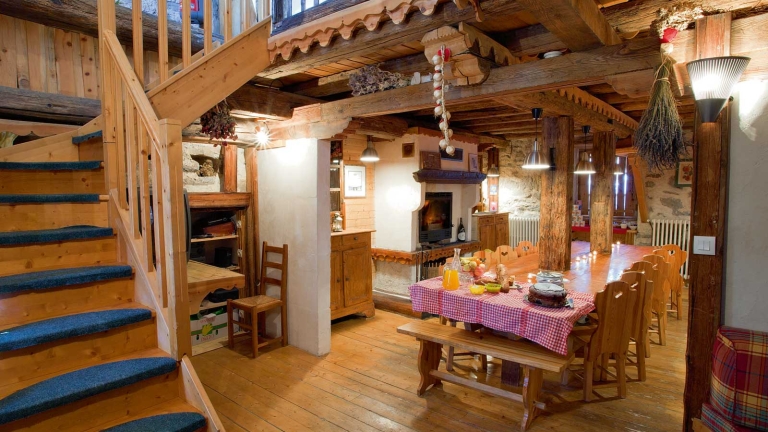 The open plan lounge