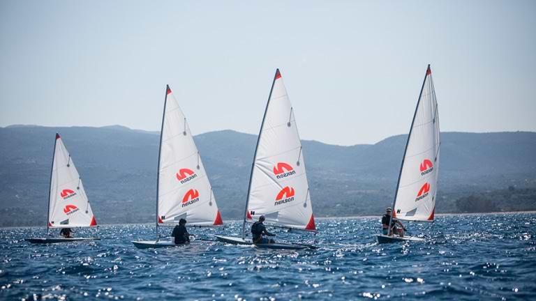 dinghy sailing