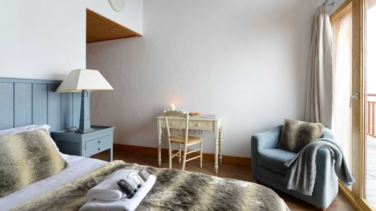 A spacious club double bedroom