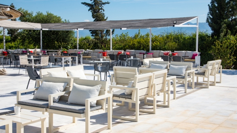 Pool bar at Buca Beach Club