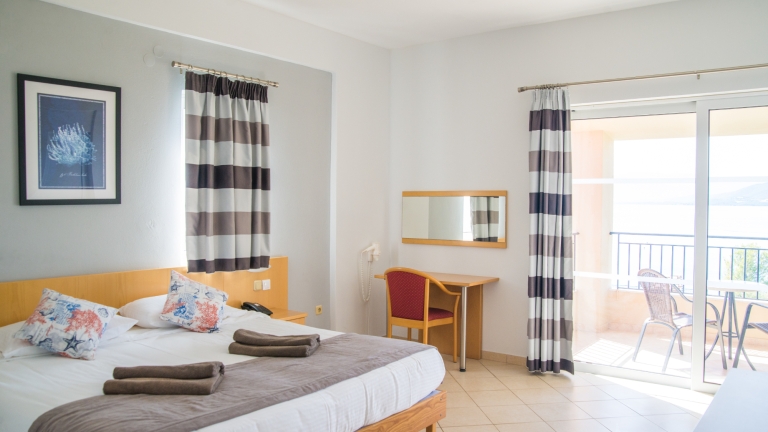 Typical bedroom at Vounaki Beach Club