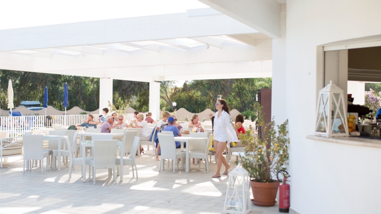 Pool bar at Baia dei Mori Beach Club