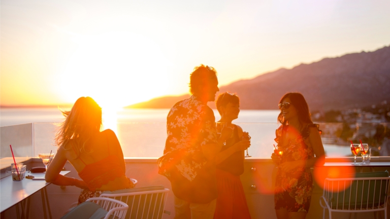 Sky bar at Alana Beach Club 