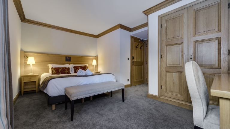 Double room at Hotel & Spa Le Savoie