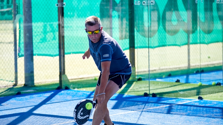 Racket sports centre with six tennis courts, two padel courts and eight pickeball courts