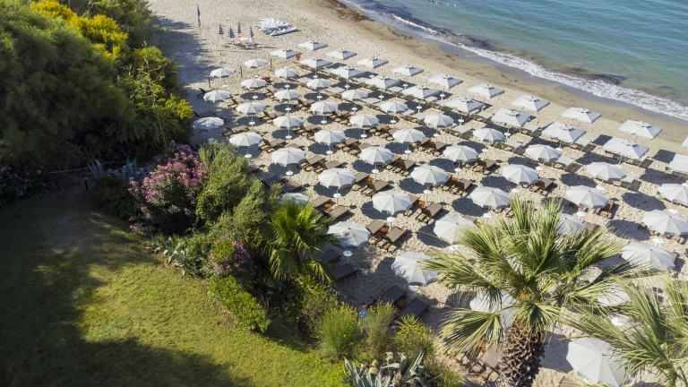 The main beach at Neilson | Mangia's Torre del Barone