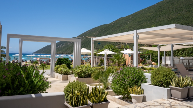 View to the beach at Cosmos Beach Club