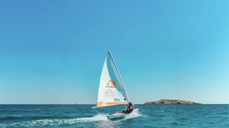 Levante Beach Club dinghy sailing