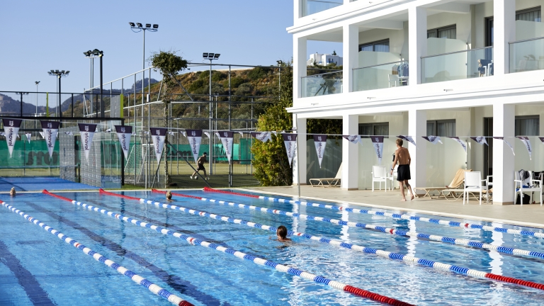 Levante Beach Club lane pool