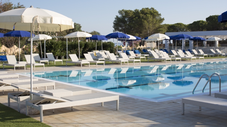 Baia dei Mori Beach Club pool