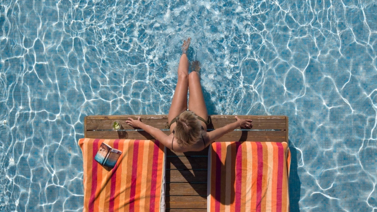 Swimming pool at Buca Beach Club