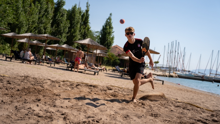 beach tennis