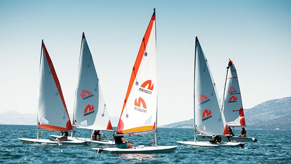 dinghy sailing
