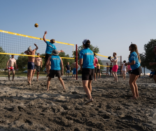 Alana volleyball