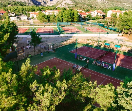 Alana Tennis