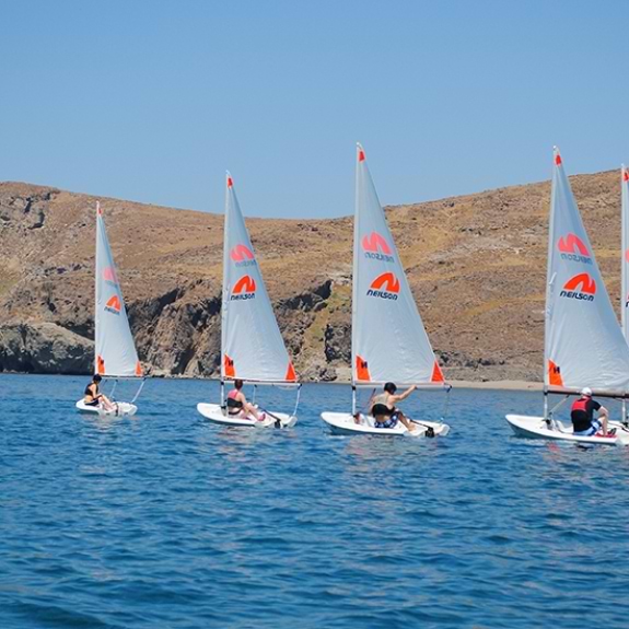 light winds in the mornings for beginner sessions