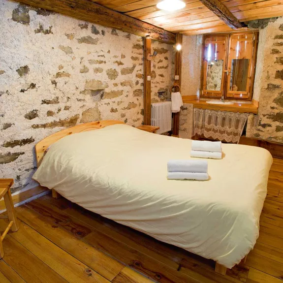 A club double room