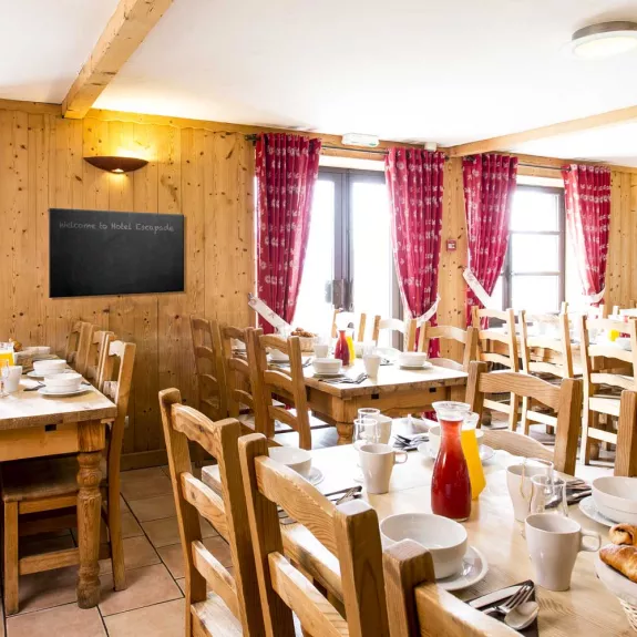 Chalet style dining