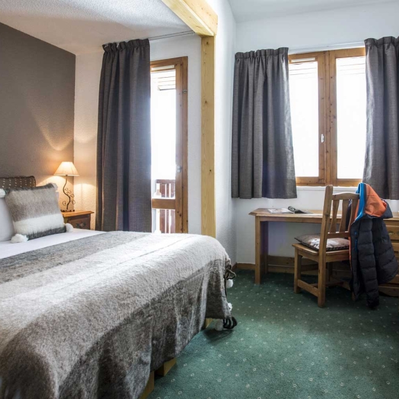 A club mezzanine room