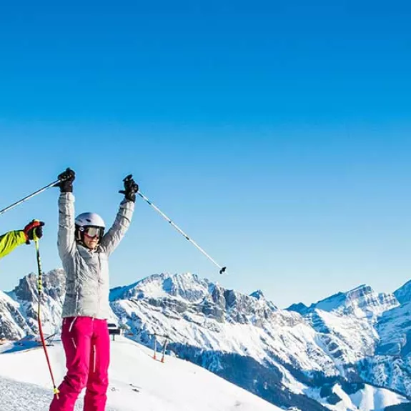 Family skiing