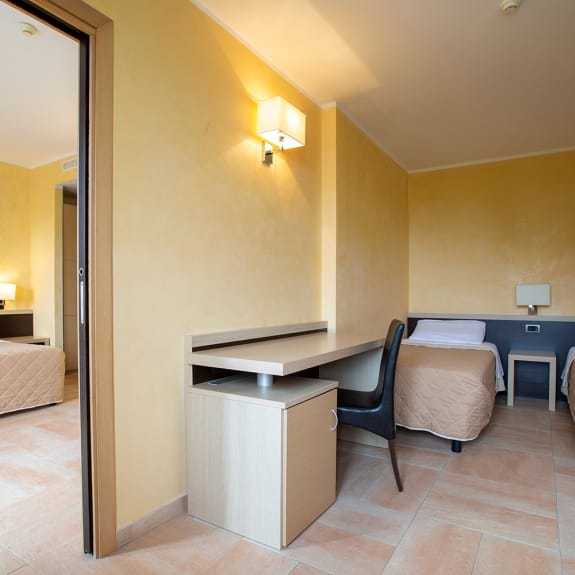 hotel premium family room