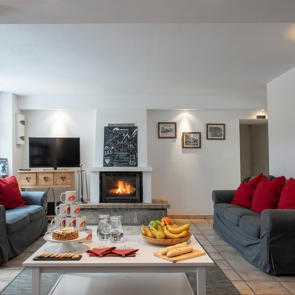 The lounge of Neilson Chalet Ruby