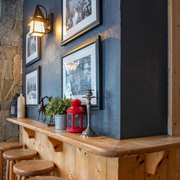 Lovely mountain style throughout