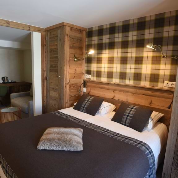 Premium double rooms with an additional living area