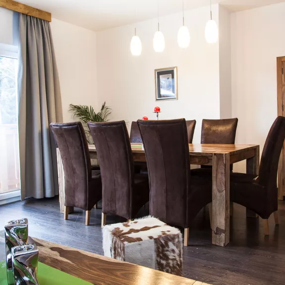 Comfortable dining