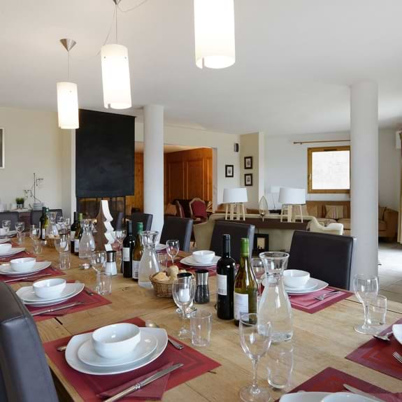 The open-plan lounge/diner