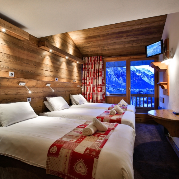 Neilson Chalet Hotel The Lodge lounge area