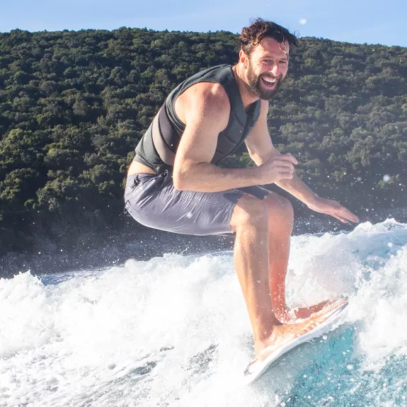 wakesurfing