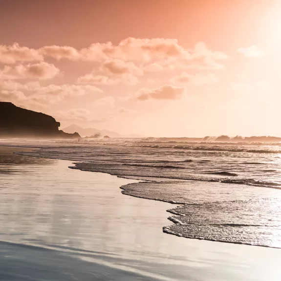 sunset across La Pared beach