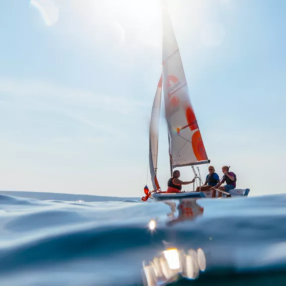 dinghy sailing
