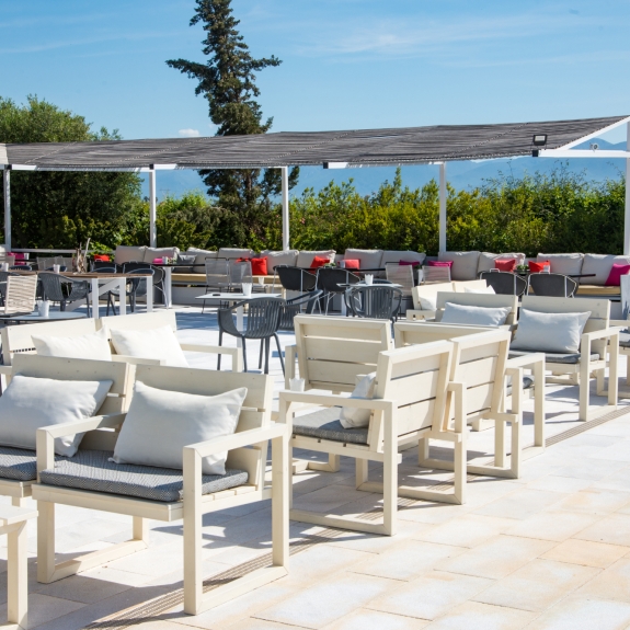 Pool bar at Buca Beach Club