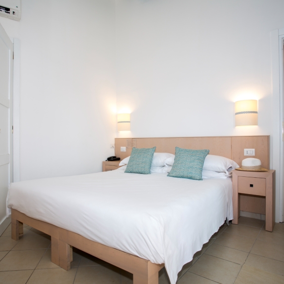 Interconnecting bedroom at Baia dei Mori Beach Club