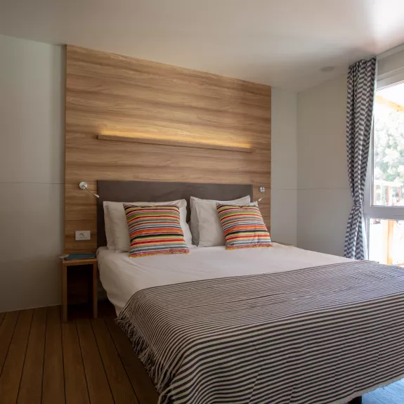 Cabin double room at Alana Beach Club