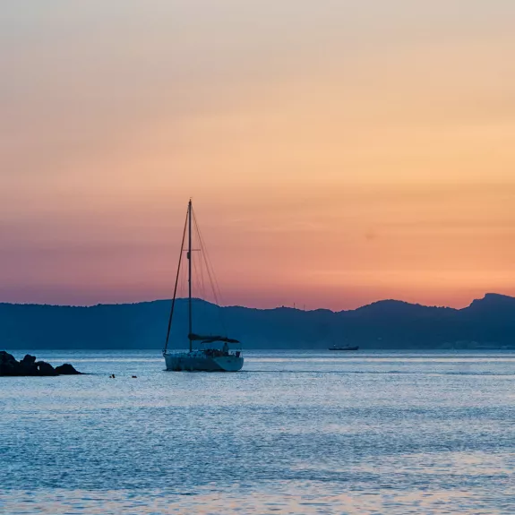 Neilson yacht leaving harbour