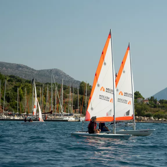 Learn to sail, Vounaki Beach Club