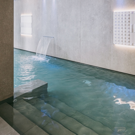 Thermal spa and pool