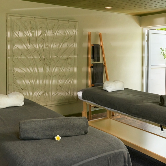 Spa POZ couples treatment room