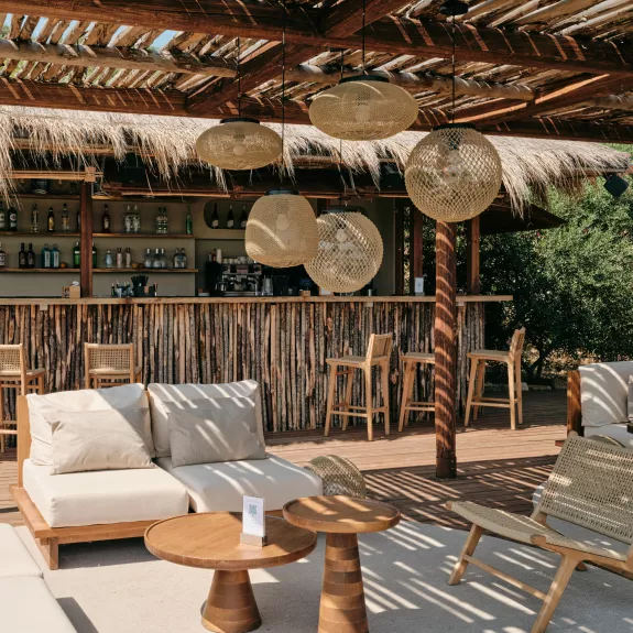 Calm Beach Club bar at Neilson | Mangia's Torre del Barone