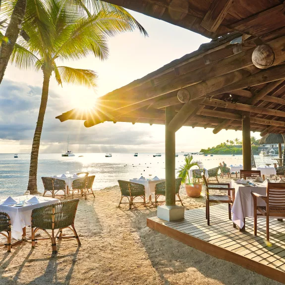O Beach Restaurant - Mediterranean cuisine at Neilson | The Ravenala Attitude