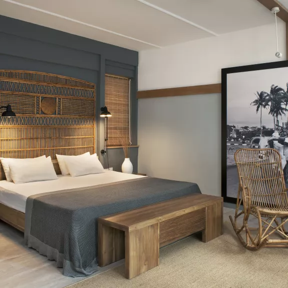Typical couples suite bedroom at Neilson | The Ravenala Attitude