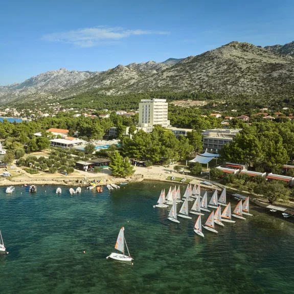 Alana Beach Club
