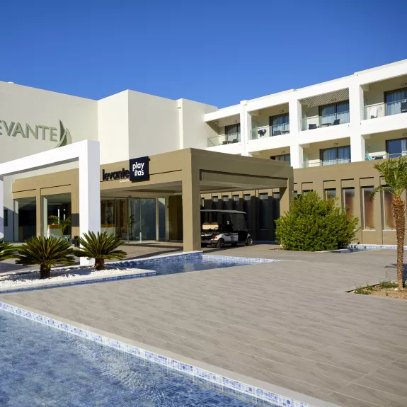 Welcome to Levante Beach Club