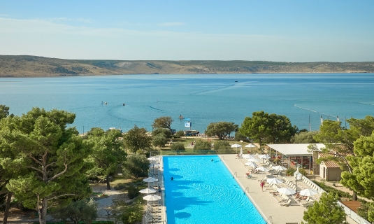 Pool at Alana Beach Club