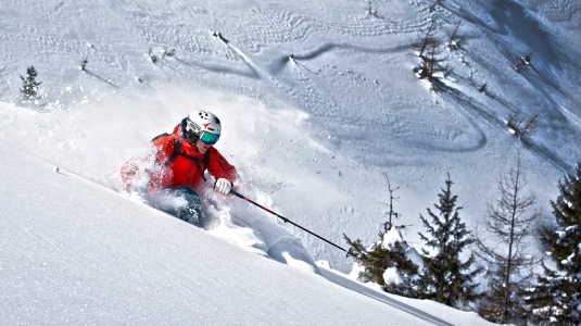 skiing in powder