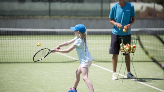 Primary school tennis