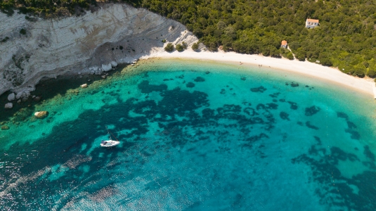 Bareboat Charter in secluded bay